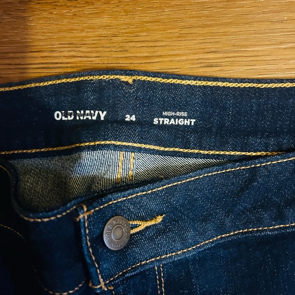 Old Navy Plus Size Women’s Dark Blue Wash Straight Jeans Size 24 - Picture 4 of 5